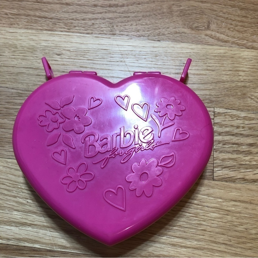 Vintage Barbie Volleyball Handheld Electronic Video Game 90s Pink - Picture 2 of 5